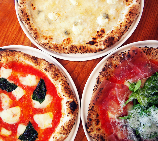 ピザ3種類の画像